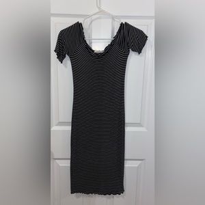 💋Striped Off the Shoulder Bodycon Midi Dress